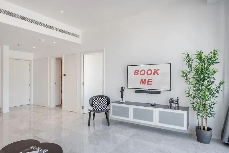 Stylish 1Br Apartment With Skyline Views In Business Bay 10 Mins To Burj Khalifa Dubai Holiday home